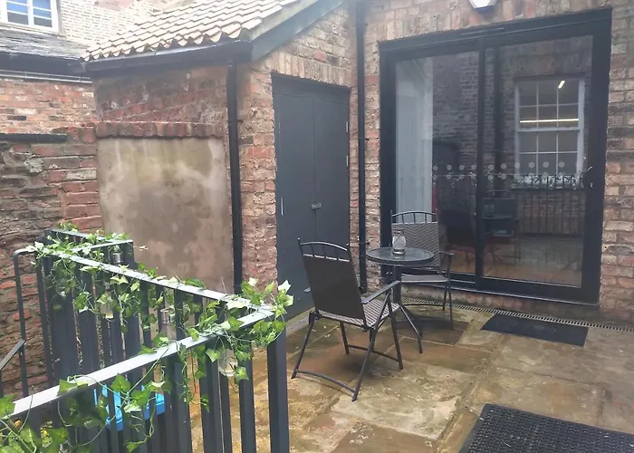 Micklegate Courtyard